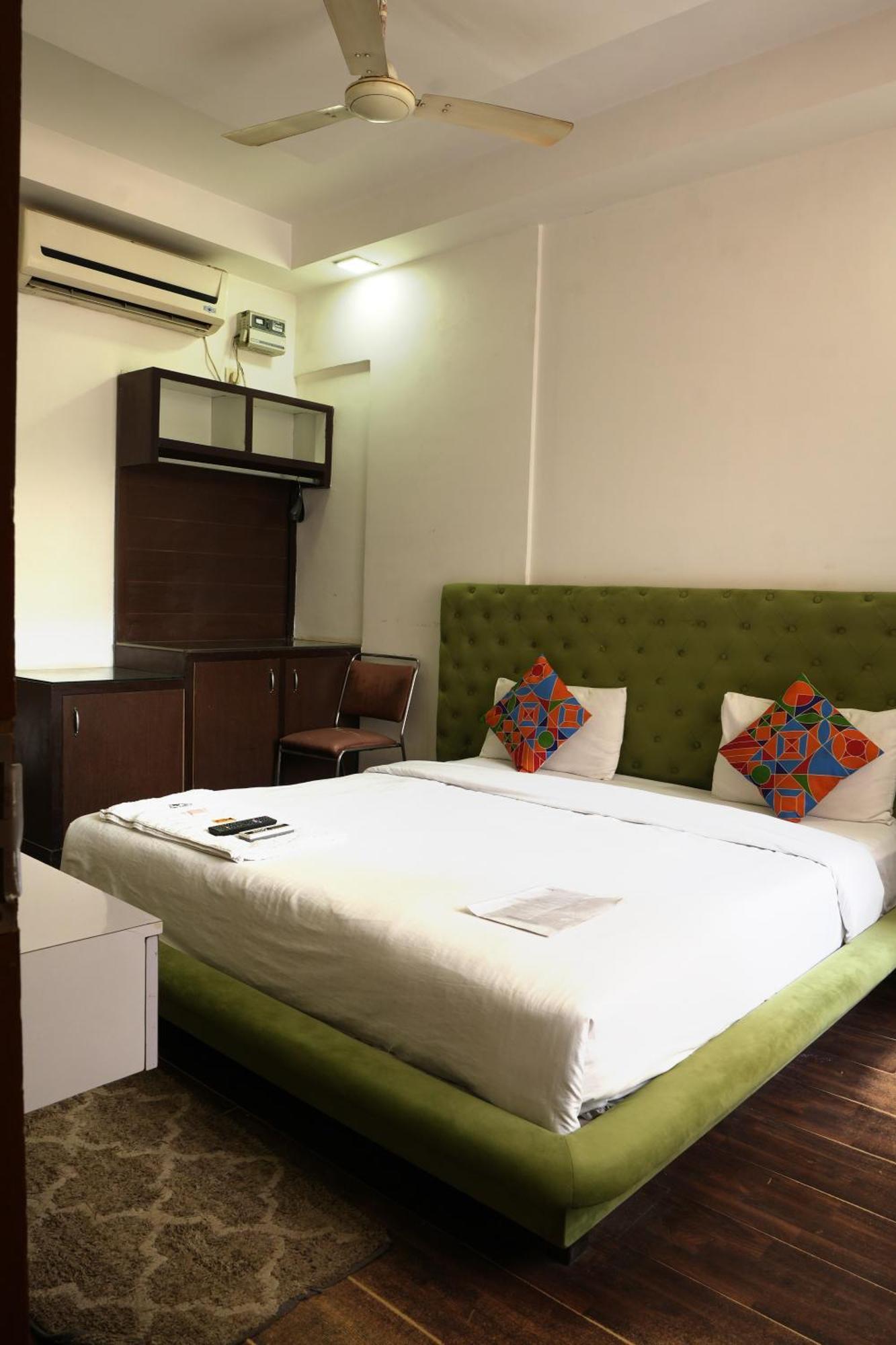 Hotel Elite Sector 45 I Gurgaon Central I Couple Friendly Exterior foto